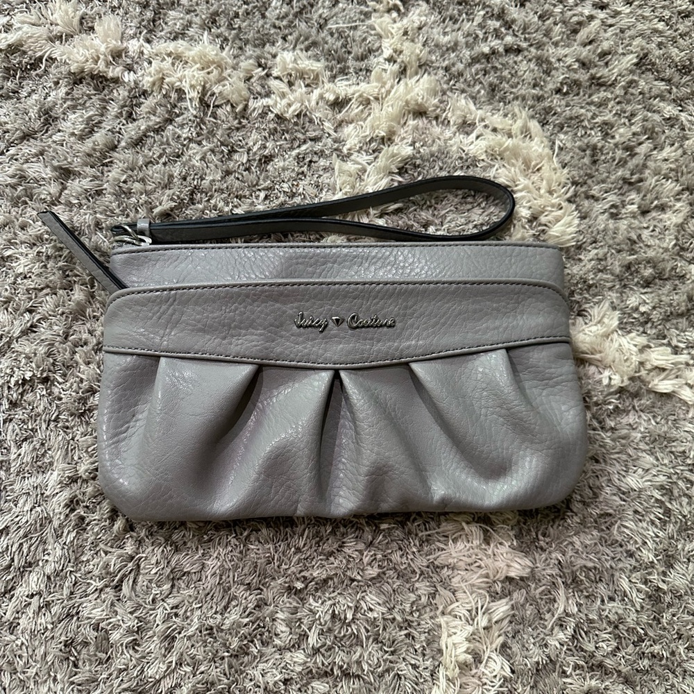 Juicy Couture- Gray Wristlet